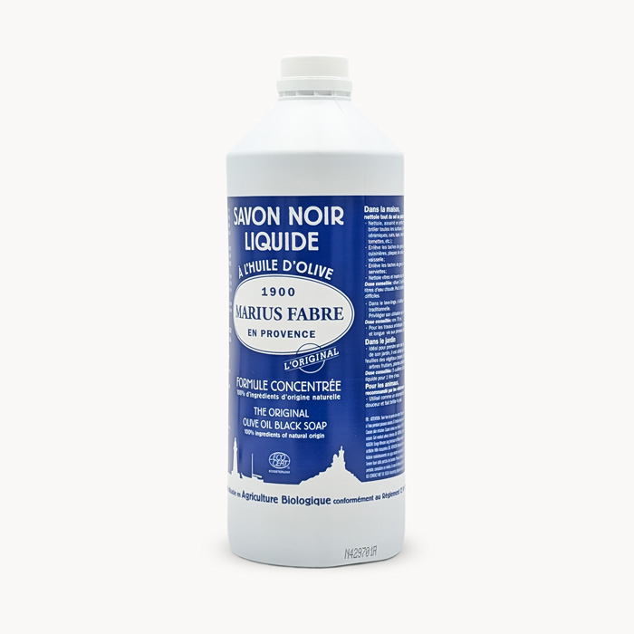 Savon noir liquide Marius Fabre à l'huile d'olive pour tout nettoyer et protéger le jardin (utilisable en agriculture biologique)